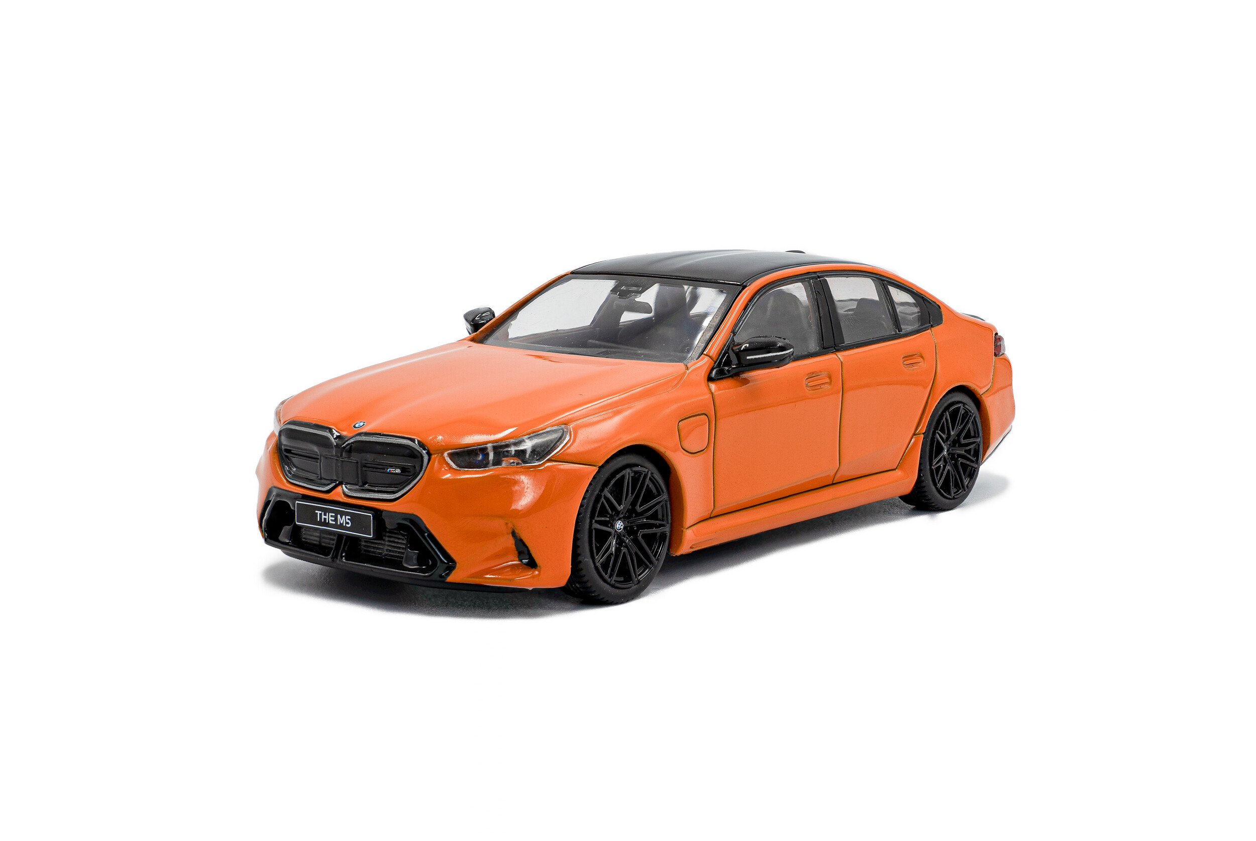 Modelīši - BMW M5 Sedan G90