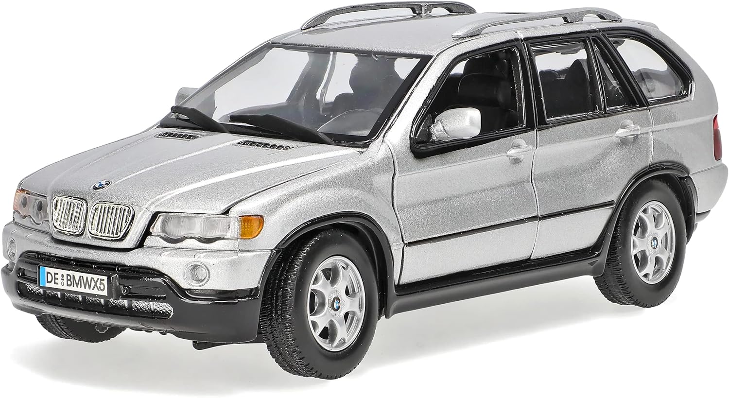 Modelīši - BMW X5 (E53), 1:24