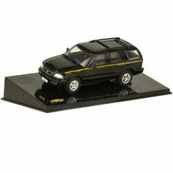 modelisi-chevrolet-blazer-executive-1997-1-43