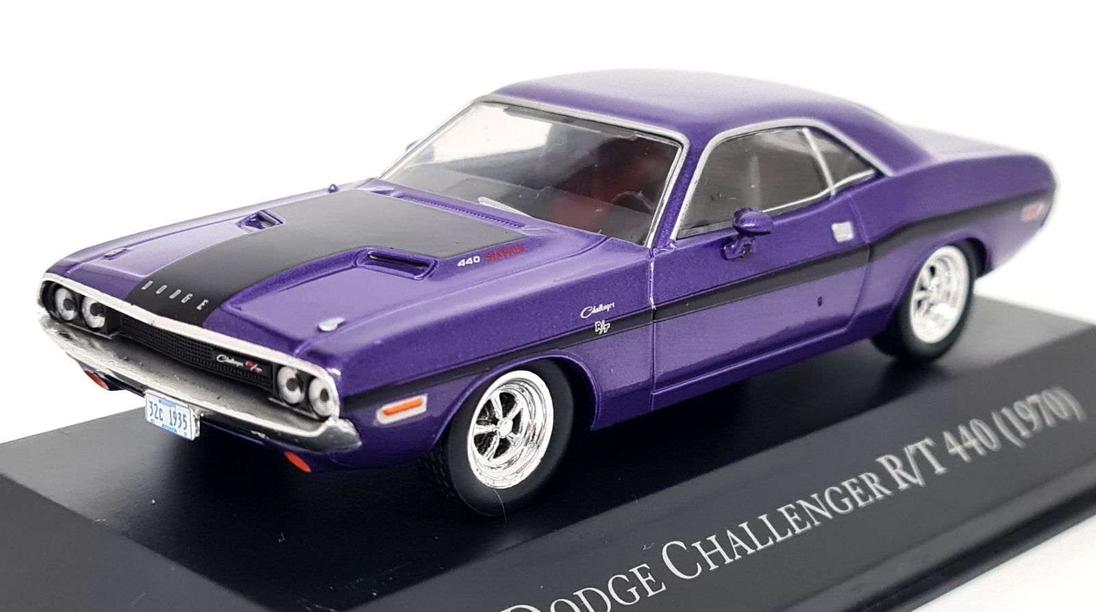 Modelīši - Dodge Challenger R/T 440