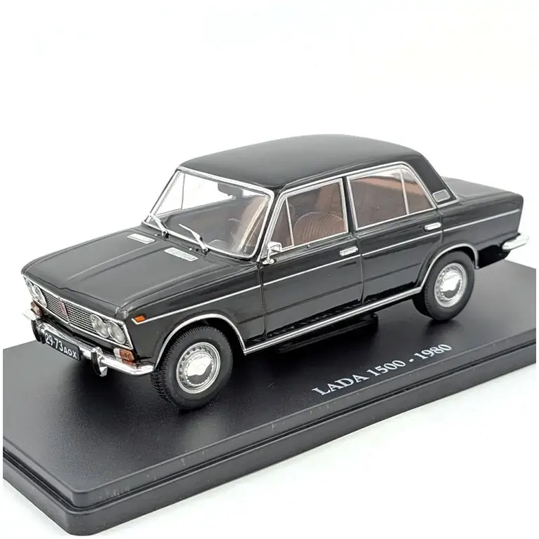 Modelīši - Lada 1500, 1980, 1:24