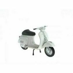 modelisi-vespa-50-special-gaisi-peleka-1-18