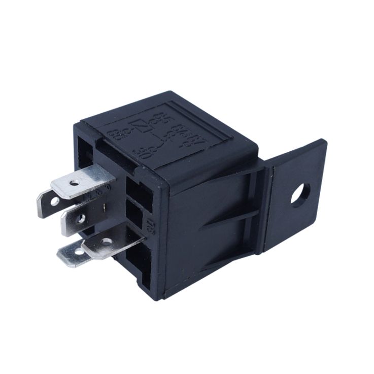Carmotion Relejs ar pieciem izvadiem, 12V