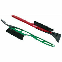 sniega-birste-ar-nonemamu-ledus-skrapi